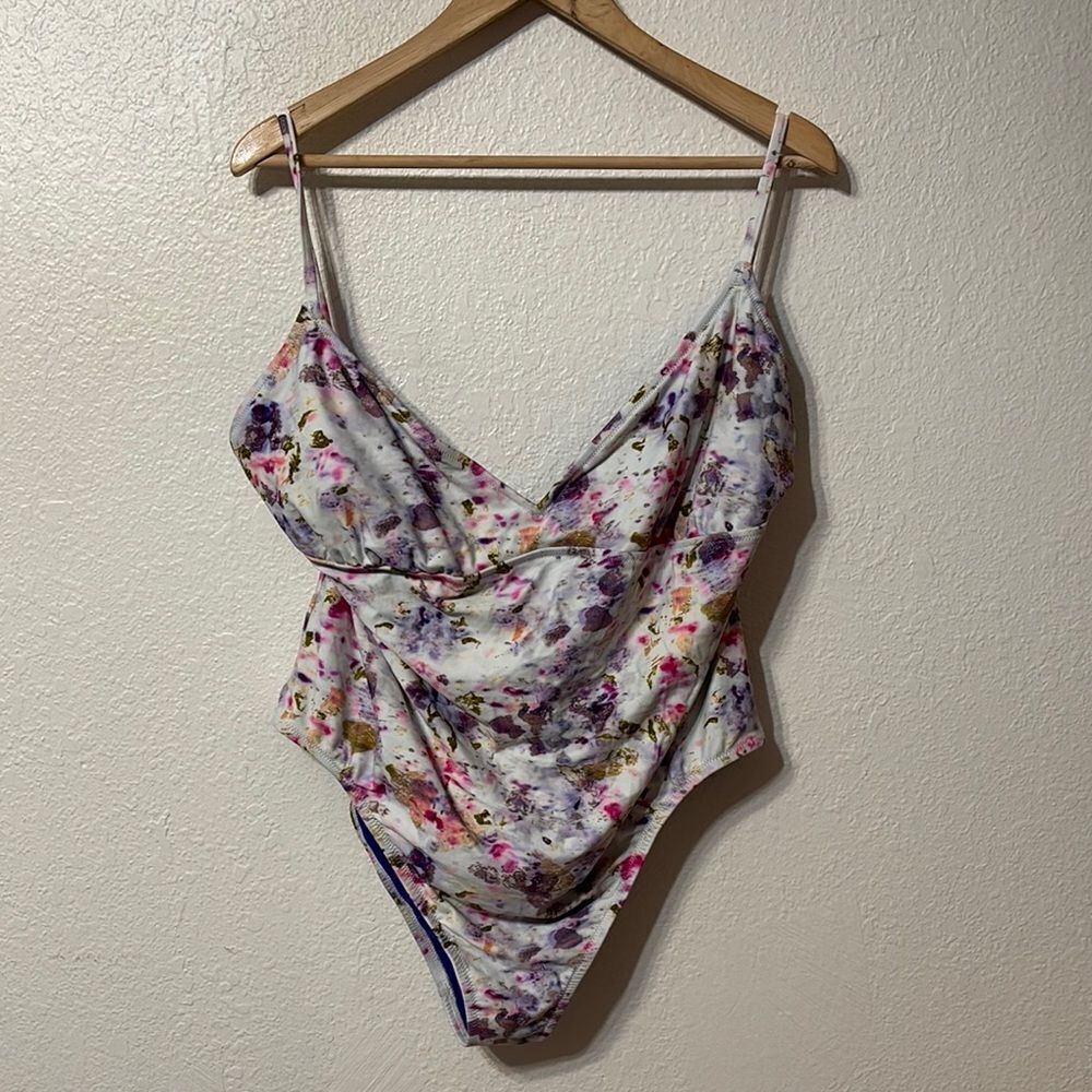 J. Crew Abstract Watercolor Print One Piece Swimsuit Size 22